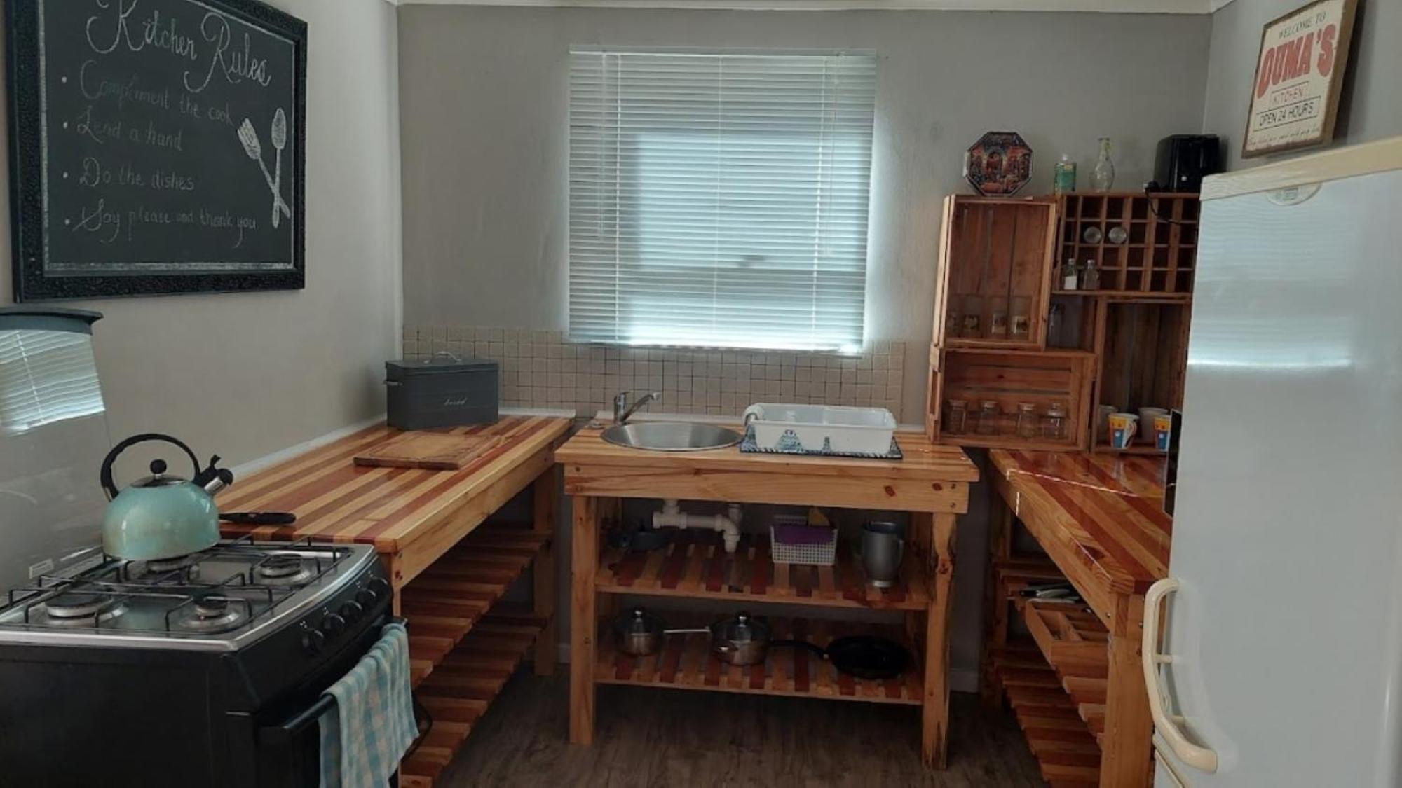 11 Mountain Stream Hot Tub Self Catering * Gordonʼs Bay