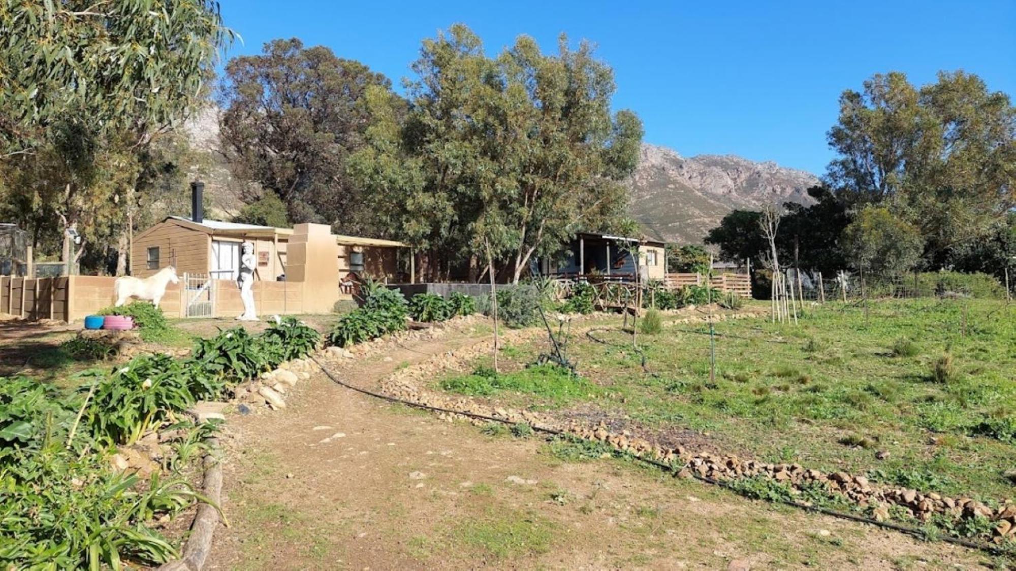 11 Mountain Stream Hot Tub Self Catering * Gordonʼs Bay